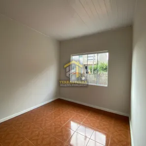 Casa com 2 Quartos para alugar, 10m² no Parque Limeira Área III, Telêmaco Borba