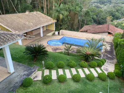 Casa de Condomínio com 3 Quartos para alugar, 420m² no Loteamento Chacaras Embu-Guacu, Embu-Guaçu