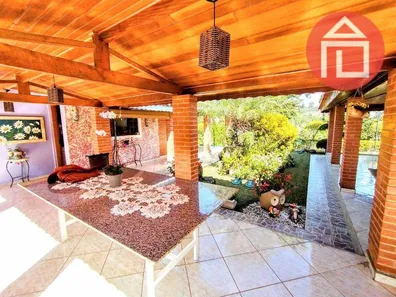 Fazenda / Sítio / Chácara com 3 Quartos para alugar, 400m² no Água Comprida, Bragança Paulista