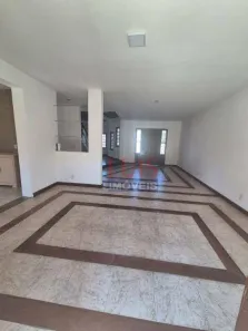 Casa com 4 Quartos para alugar, 261m² no Piratininga, Niterói