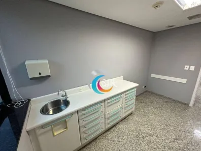 Conjunto Comercial / Sala para alugar, 126m² no Moema, São Paulo
