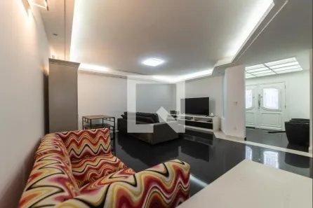 Casa de Condomínio com 3 Quartos à venda, 360m² no Vila Santo Estéfano, São Paulo