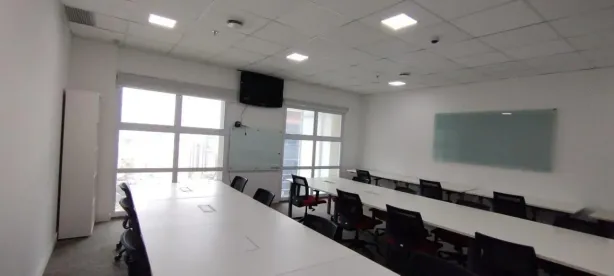Conjunto Comercial / Sala com 1 Quarto para alugar, 135m² no Vila São Francisco (Zona Sul), São Paulo