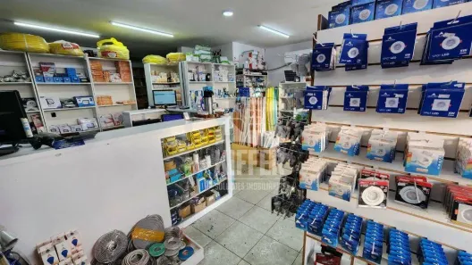 Loja / Salão / Ponto Comercial à venda, 55m² no Centro, Maricá