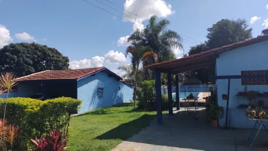 Fazenda / Sítio / Chácara com 3 Quartos para alugar, 2000m² no Bosque dos Eucaliptos, Araçoiaba da Serra