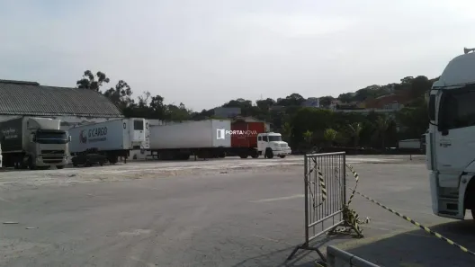à venda, 16515m² no Centro, Embu das Artes