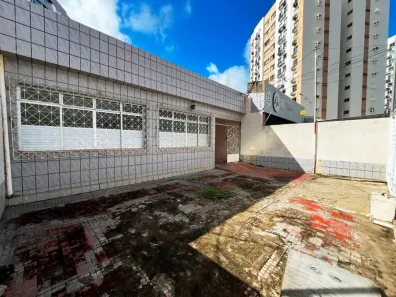 Casa com 3 Quartos à venda, 250m² no Salgado Filho, Aracaju