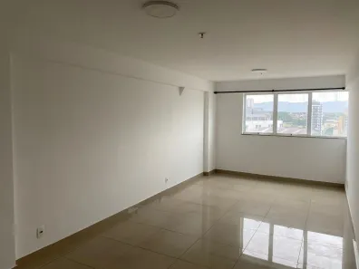 Conjunto Comercial / Sala para alugar, 36m² no Centro, Nova Iguaçu