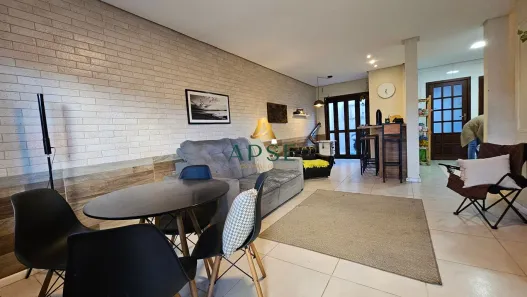 Sobrado com 3 Quartos à venda, 100m² no Nossa Senhora das Graças, Canoas