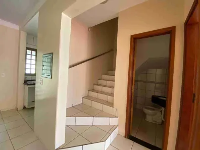 Sobrado com 3 Quartos à venda, 189m² no Setor Morada do Sol, Rio Verde