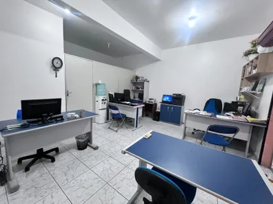Casa com 5 Quartos à venda, 187m² no Japiim, Manaus
