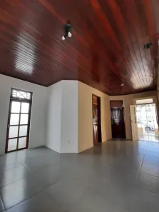 Casa com 4 Quartos para alugar, 182m² no São José, Aracaju