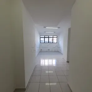 Loja / Salão / Ponto Comercial à venda, 30m² no Jardim Infante Dom Henrique, Bauru
