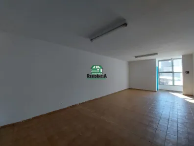 Kitnet para alugar, 40m² no Maracanã, Anápolis