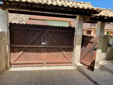 Casa com 2 Quartos à venda, 118m² no Fazendinha, Araruama
