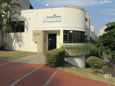 Prédio Inteiro com 14 Quartos à venda, 590m² no Quebec, Londrina