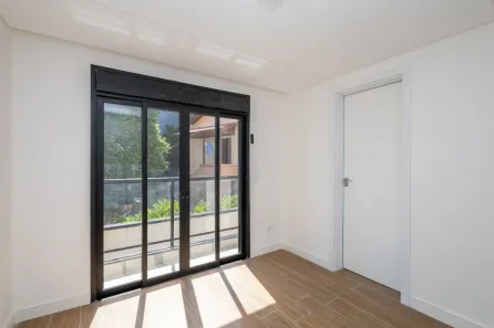 Casa de Condomínio com 3 Quartos à venda, 131m² no Tingui, Curitiba