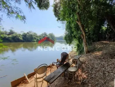Fazenda / Sítio / Chácara com 2 Quartos à venda, 1600m² no Estância Lago Azul (Ártemis), Piracicaba