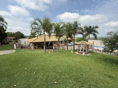 Fazenda / Sítio / Chácara com 6 Quartos à venda, 345m² no Jundiaquara, Araçoiaba da Serra