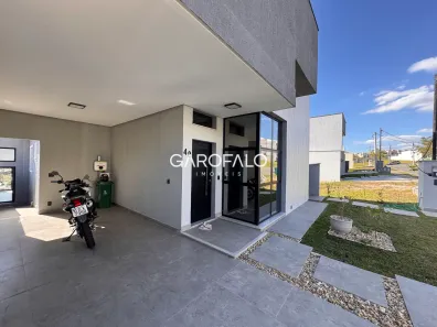 Casa de Condomínio com 3 Quartos para alugar, 170m² no Terras Alpha, Resende