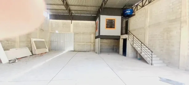 Galpão / Depósito / Armazém para alugar, 14m² no Atlântica, Rio das Ostras