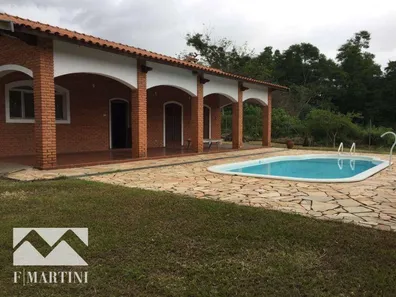 Fazenda / Sítio / Chácara com 3 Quartos à venda, 200m² no Centro, Mombuca