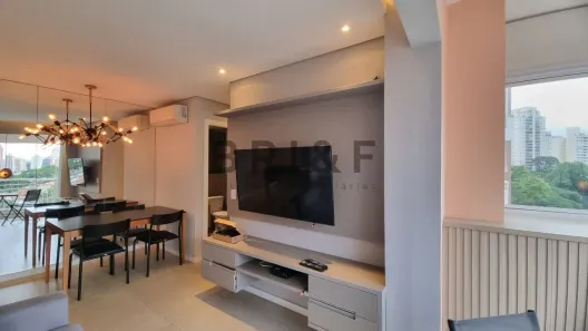 Apartamento com 2 Quartos para alugar, 50m² no Santo Amaro, São Paulo