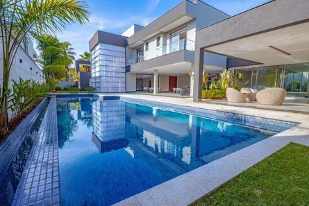 Casa de Condomínio com 7 Quartos à venda, 948m² no Jardim Acapulco, Guarujá