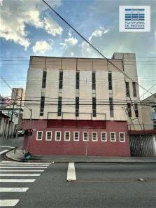 Galpão / Depósito / Armazém para venda ou aluguel, 749m² no Centro, Bragança Paulista