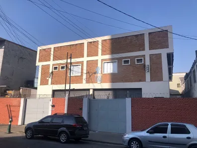 Galpão / Depósito / Armazém para alugar, 130m² no Vila Endres, Guarulhos