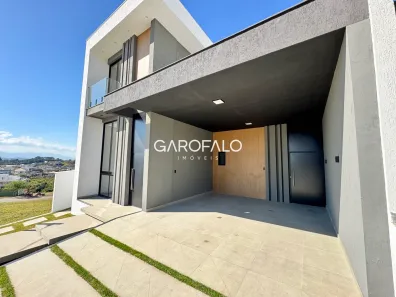 Casa de Condomínio com 3 Quartos à venda, 213m² no Terras Alpha, Resende