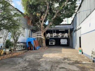 Galpão / Depósito / Armazém para alugar, 699m² no Centro, Nilópolis