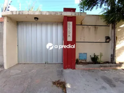 Casa com 4 Quartos para alugar, 300m² no Boa Vista-Castelão, Fortaleza