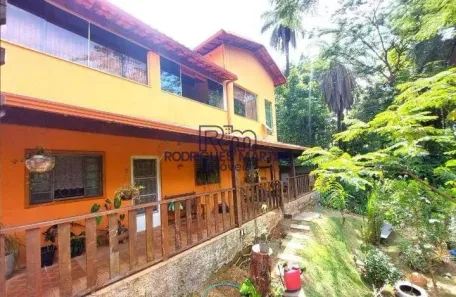 Casa de Condomínio com 4 Quartos à venda, 450m² no Residencial Clube dos Militares I, Vespasiano