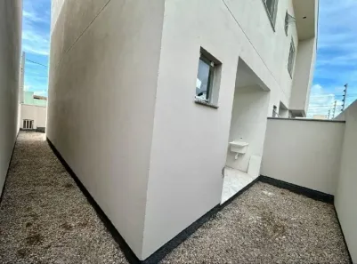 Casa com 2 Quartos para alugar, 71m² no Joáia, Tijucas