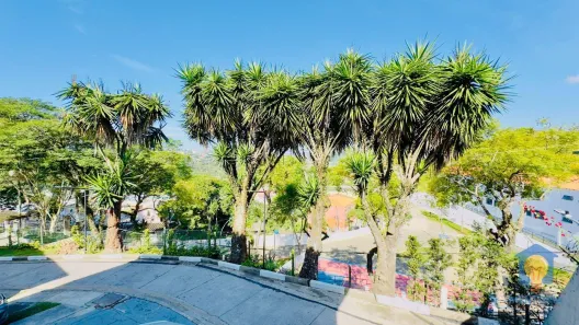 Casa de Condomínio com 3 Quartos à venda, 140m² no Cercado Grande, Embu das Artes
