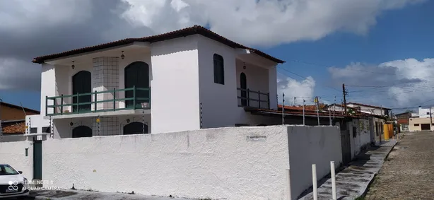 Casa com 4 Quartos à venda, 180m² no Pereira Lobo, Aracaju