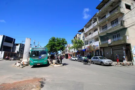 Prédio Inteiro à venda, 167m² no Pernambués, Salvador
