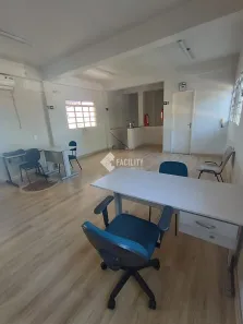 Galpão / Depósito / Armazém para venda ou aluguel, 900m² no Jardim São Marcos, Campinas