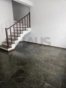 Sobrado com 4 Quartos à venda, 180m² no Barreira Cravo, Volta Redonda