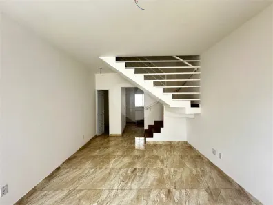 Casa de Condomínio com 2 Quartos para venda ou aluguel, 83m² no Vila Amélia, Poá