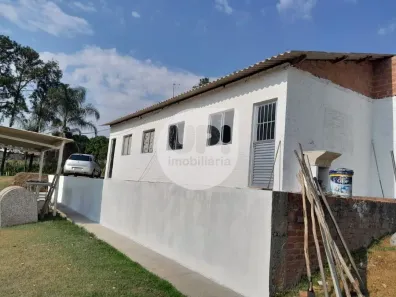 Fazenda / Sítio / Chácara com 3 Quartos à venda, 108m² no Centro, Águas de São Pedro