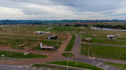 Terreno / Lote / Condomínio à venda, 240m² no Residencial Maria Monteiro, Trindade