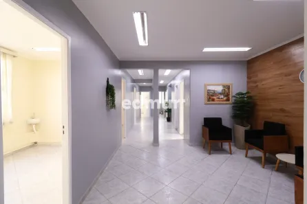 Prédio Inteiro com 1 Quarto para alugar, 305m² no Centro, Santo André