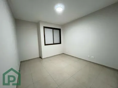 Apartamento com 2 Quartos para alugar, 127m² no Centro, Nova Friburgo