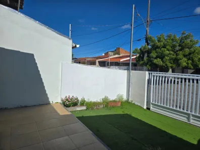Casa de Condomínio com 3 Quartos à venda, 80m² no Rosa Elze, São Cristóvão