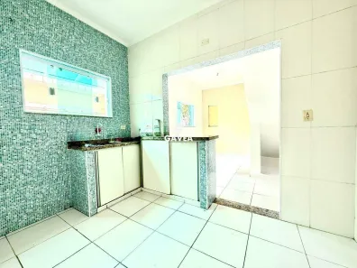 Casa com 3 Quartos para alugar, 68m² no Japuí, São Vicente