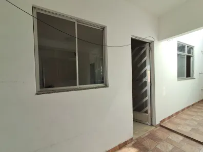 Casa com 1 Quarto para alugar, 63m² no Jardim Meriti, São João de Meriti