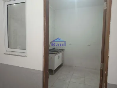 Casa com 1 Quarto para alugar, 50m² no Jardim Clementino, Taboão da Serra