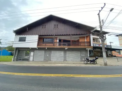 Conjunto Comercial / Sala para alugar, 35m² no Água Verde, Blumenau